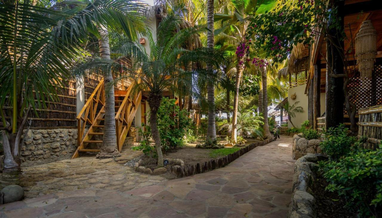 Las Olas Mancora Bagian luar foto