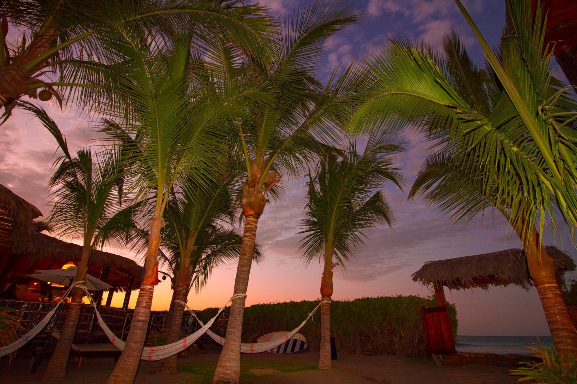 Las Olas Mancora Bagian luar foto