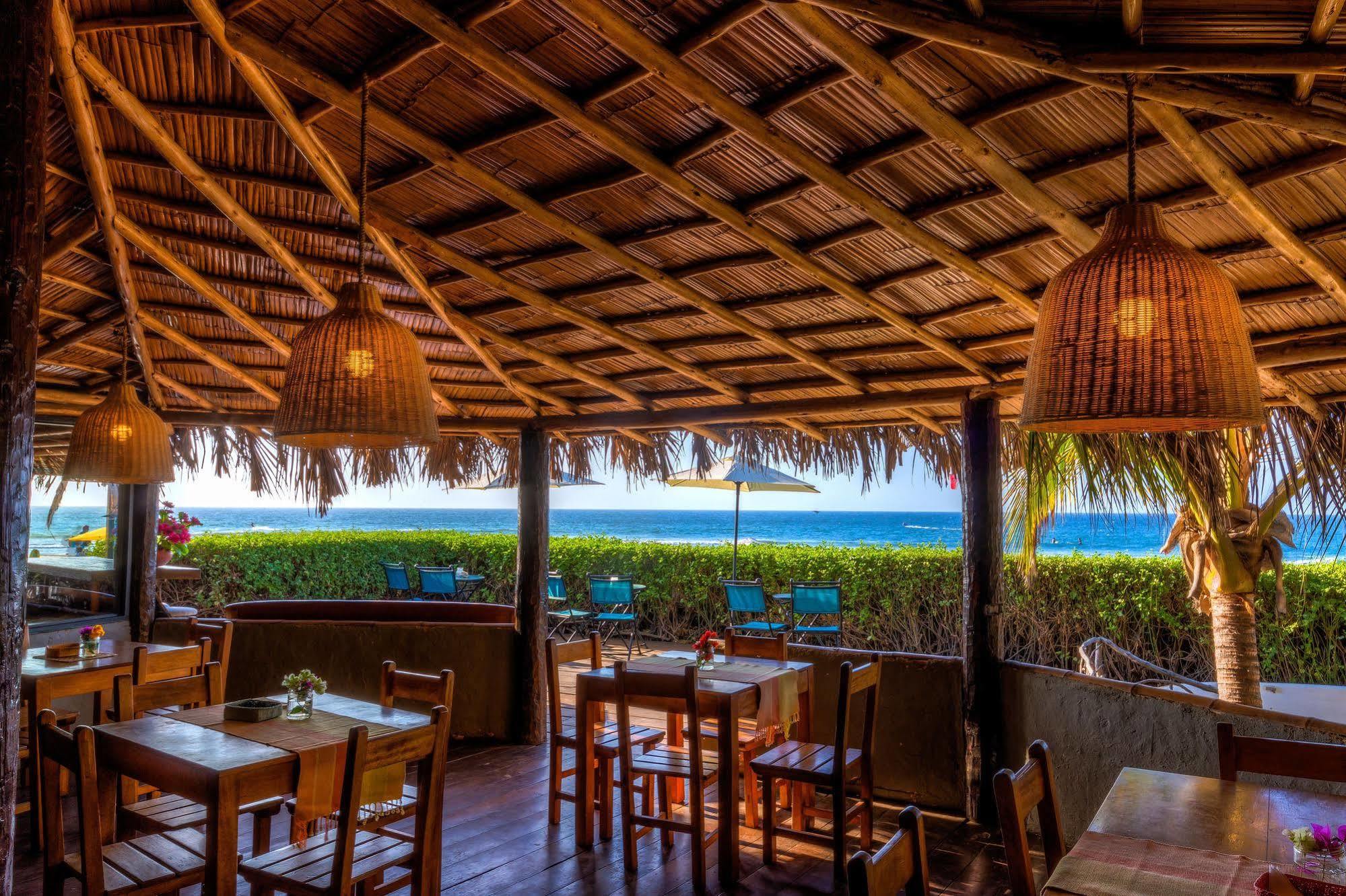 Las Olas Mancora Bagian luar foto